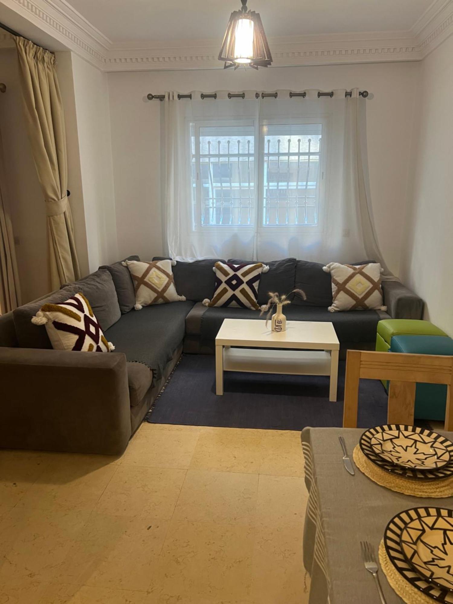 에사우이라 Moja House 아파트 외부 사진